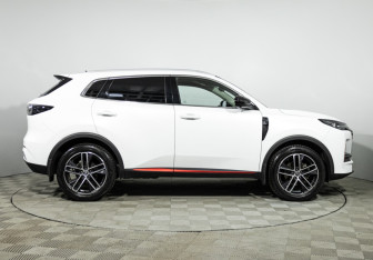 Подержанный автомобиль Changan CS55PLUS 2023 года (4 фото)