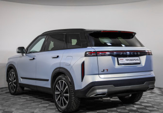 Подержанный автомобиль Jaecoo J7 2023 года (7 фото)