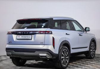 Подержанный автомобиль Jaecoo J7 2024 года (5 фото)