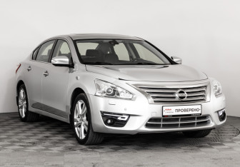 Подержанный автомобиль Nissan Teana 2014 года (5 фото)