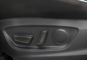 Новый Toyota Corolla Sedan 2026 (15 фото)