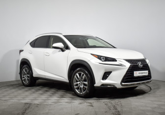Подержанный автомобиль Lexus NX 2018 года (3 фото)