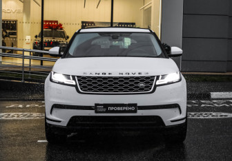 Подержанный автомобиль Land Rover Range Rover Velar 2018 года (3 фото)