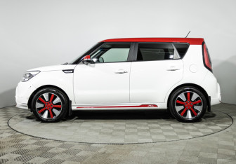 Подержанный автомобиль Kia Soul 2016 года (8 фото)
