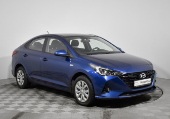 Подержанный автомобиль Hyundai Solaris Sedan 2022 года (3 фото)
