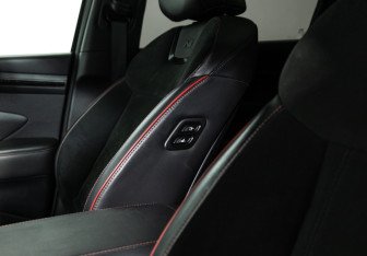 Подержанный автомобиль Hyundai Tucson 2022 года (23 фото)