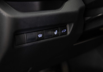 Подержанный автомобиль Toyota RAV4 2019 года (20 фото)