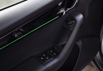 Подержанный автомобиль Skoda Octavia Liftback 2018 года (13 фото)