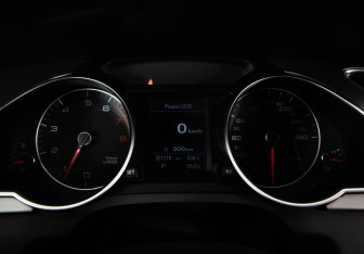 Подержанный автомобиль Audi A5 Coupe 2014 года (12 фото)
