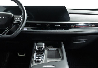 Подержанный автомобиль Chery Arrizo 8 2023 года (14 фото)