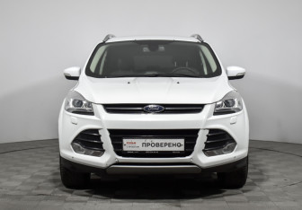 Подержанный автомобиль Ford Kuga 2015 года (2 фото)