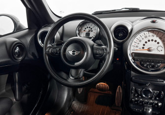 Подержанный автомобиль MINI Countryman 2012 года (14 фото)