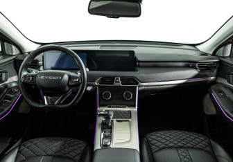 Подержанный автомобиль Exeed TXL 2023 года (13 фото)