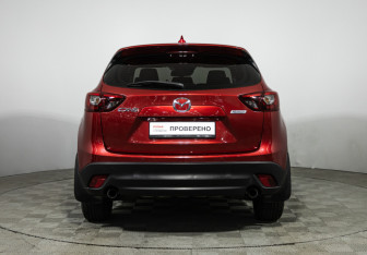 Подержанный автомобиль Mazda CX-5 2015 года (6 фото)