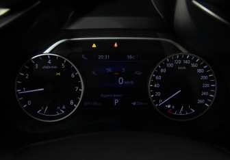 Подержанный автомобиль Nissan Murano Suv 2019 года (14 фото)