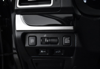 Подержанный автомобиль Subaru Forester Suv 2018 года (21 фото)