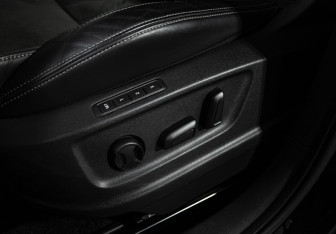 Подержанный автомобиль Skoda Karoq 2020 года (20 фото)