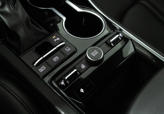 Подержанный автомобиль Kia K5 2021 года (22 фото)