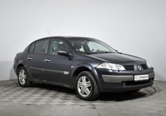 Подержанный автомобиль Renault Megane Sedan 2005 года (3 фото)