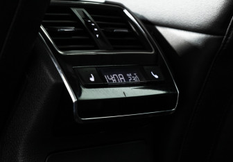 Подержанный автомобиль Skoda Superb Liftback 2017 года (16 фото)