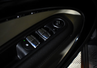 Подержанный автомобиль MINI Countryman 2013 года (10 фото)