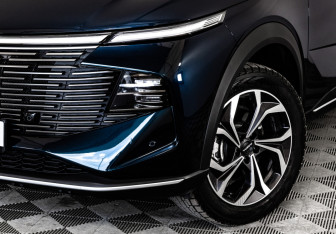 Подержанный автомобиль Haval F7 2024 года (10 фото)