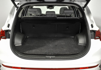 Подержанный автомобиль Hyundai Santa Fe 2022 года (23 фото)