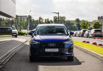 Подержанный автомобиль Audi Q3 2021 года (4 фото)