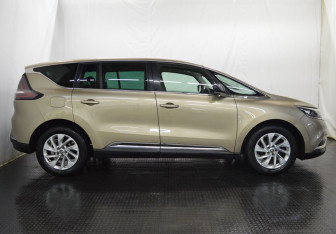 Подержанный автомобиль Renault Espace 2016 года (4 фото)