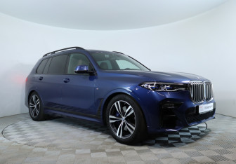 Подержанный автомобиль BMW X7 2020 года (3 фото)