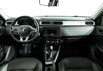 Подержанный автомобиль Renault Arkana 2021 года (13 фото)