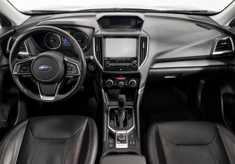 Подержанный автомобиль Subaru Forester Suv 2019 года (14 фото)