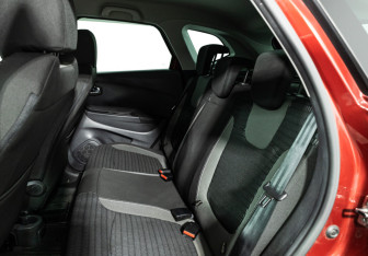 Подержанный автомобиль Renault Kaptur 2019 года (10 фото)