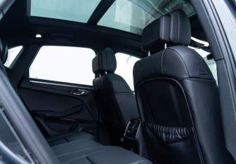 Новый Porsche Macan 2025 (11 фото)