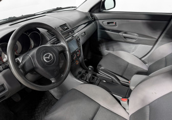 Подержанный автомобиль Mazda 3 Sedan 2008 года (9 фото)