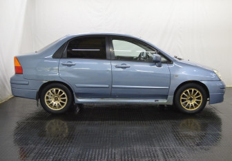 Подержанный автомобиль Suzuki Liana Sedan 2006 года (4 фото)