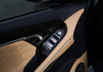 Подержанный автомобиль Voyah Free 2025 года (26 фото)