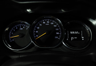 Подержанный автомобиль Renault Duster 2019 года (12 фото)