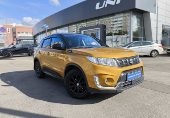 Подержанный автомобиль Suzuki Vitara 2019 года (3 фото)