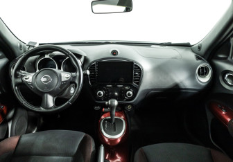 Подержанный автомобиль Nissan Juke 2014 года (13 фото)