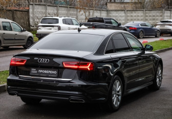 Подержанный автомобиль Audi A6 Sedan 2017 года (5 фото)