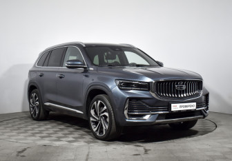 Подержанный автомобиль Geely Monjaro 2024 года (3 фото)