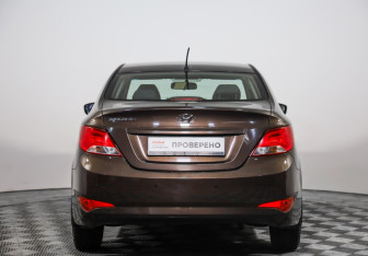 Подержанный автомобиль Hyundai Solaris Sedan 2016 года (5 фото)