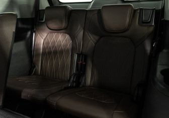 Подержанный автомобиль Exeed VX 2023 года (16 фото)