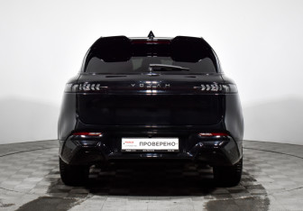 Подержанный автомобиль Voyah Free 2023 года (6 фото)