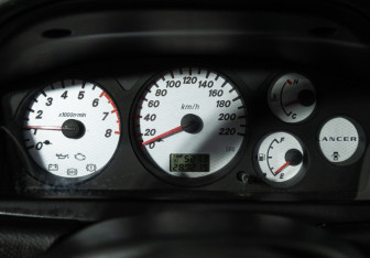 Подержанный автомобиль Mitsubishi Lancer Sedan 2009 года (12 фото)