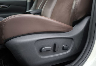 Подержанный автомобиль Nissan X-Trail 2020 года (33 фото)