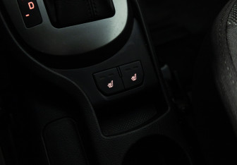 Подержанный автомобиль Kia Rio Sedan 2016 года (16 фото)