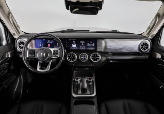 Подержанный автомобиль Tank 300 2023 года (10 фото)