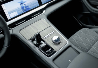 Новый Geely Monjaro 2025 (14 фото)